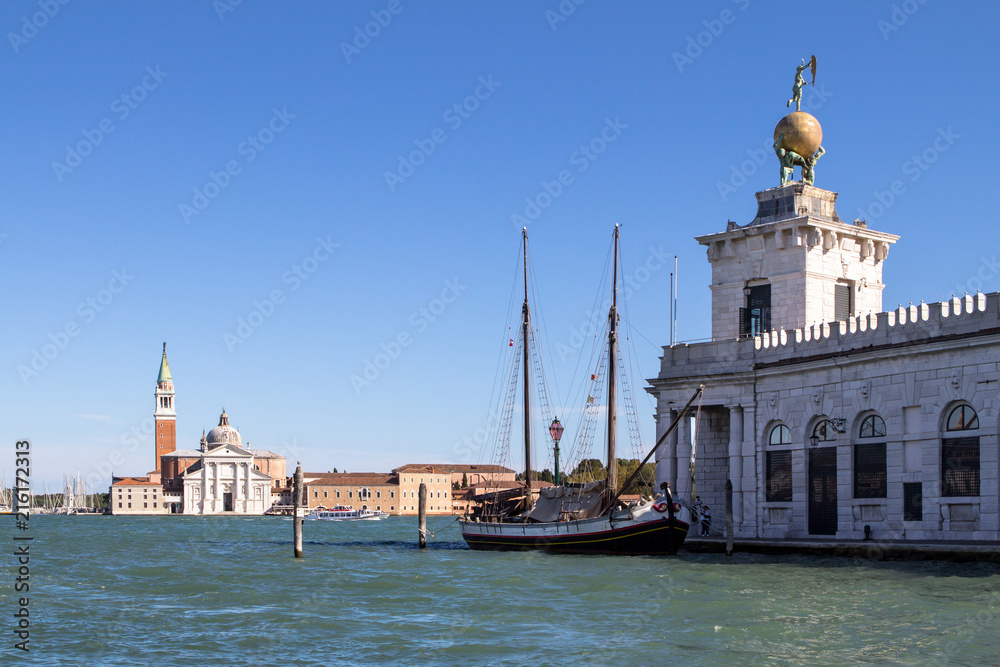 Punta della Dogana, Venice