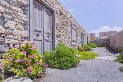 Vieille porte dans la Forteresse Kales    Ierapetra en Gr  te - Gr  ce