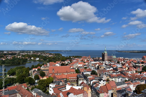 Blick von Kirchturm aus über Stralsund