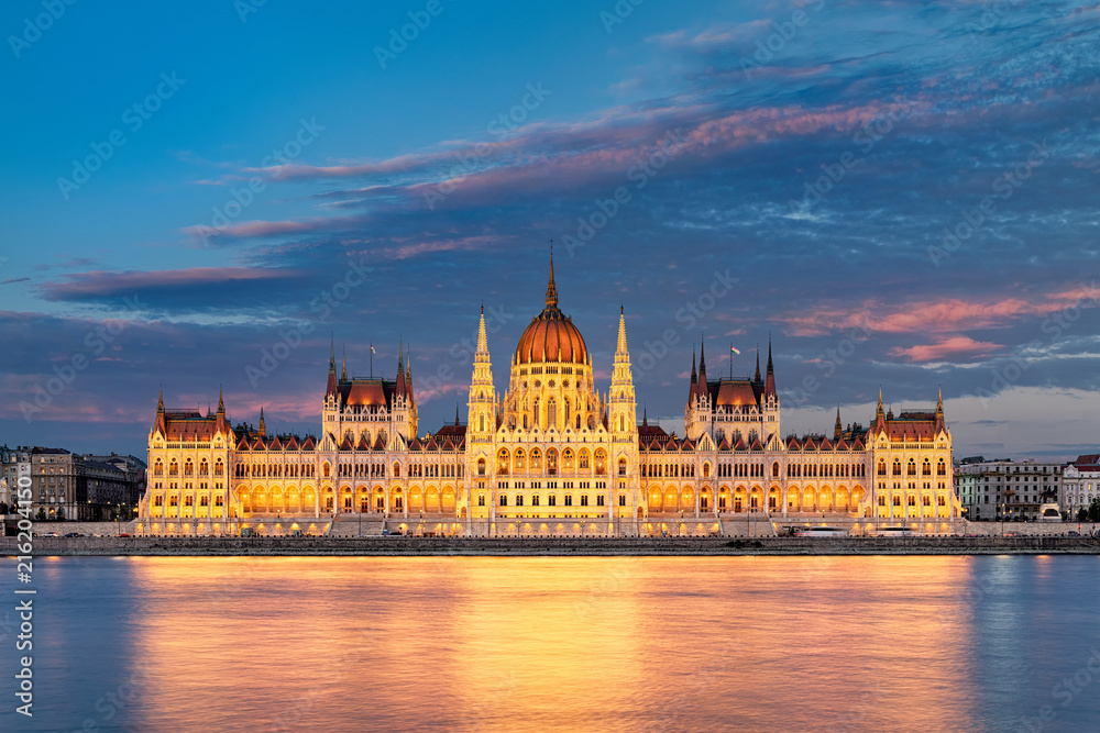 Fototapeta premium Budapest parliament