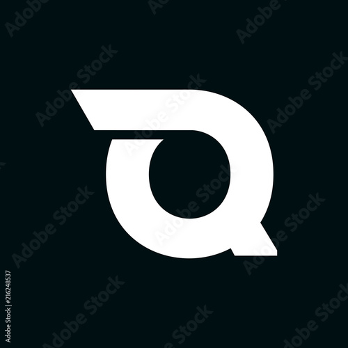 Vector Logo Letter Q Wing