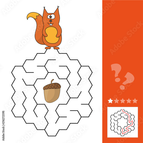 Help squirrel to find way to pinecone in the maze game. Funny game for children education. Maze - easy level.