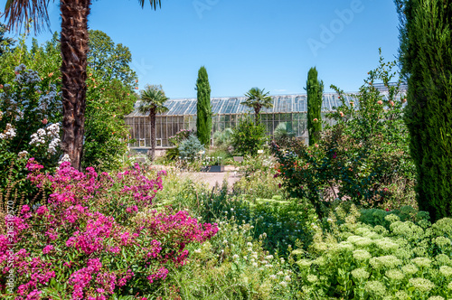 Jardin botanique et serres du parc de la T  te d Or    Lyon