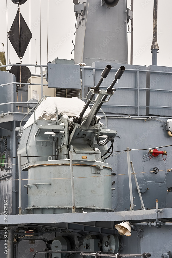 Position of anti-aircraft machine guns on a warship Position of anti-aircraft machine guns on a warship