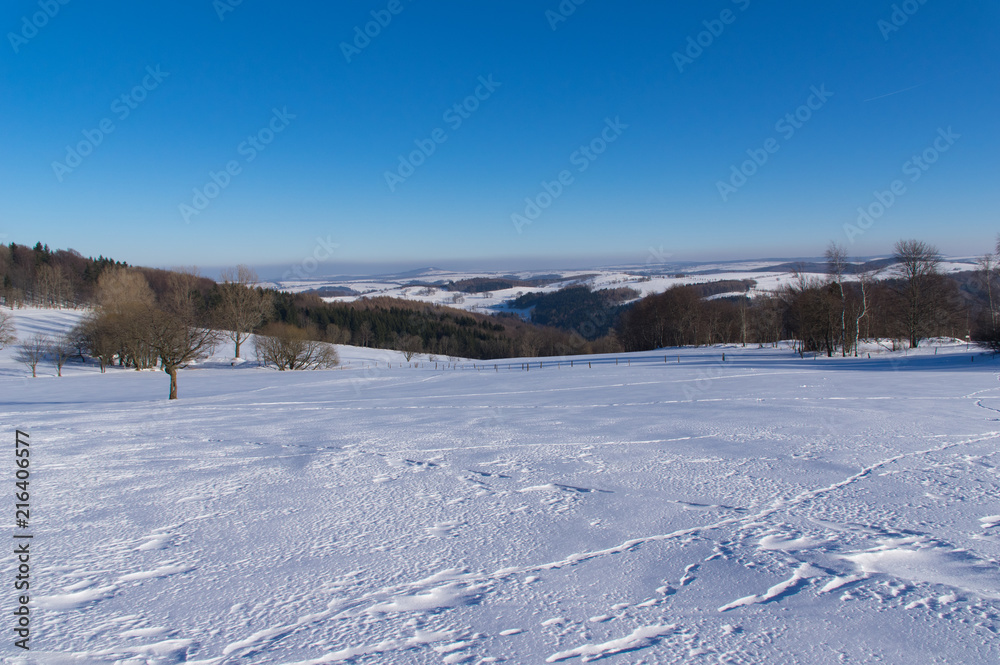 Winterlandschaft bei Altenberg mit Fernsicht