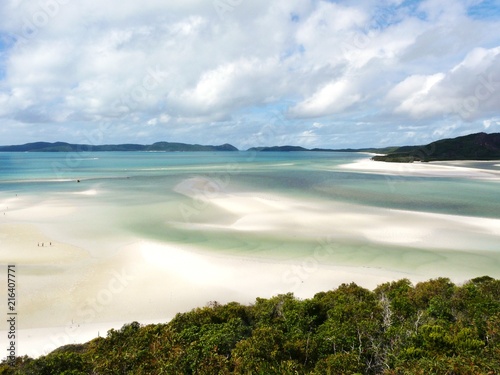 Whitehaven beach, whitsunday island, australia © Nina Stujebzick