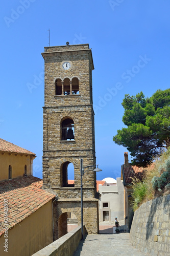 Castellabate (SA) - Campanile della Basilica Pontificia Santa Maria de Gulia 
 photo