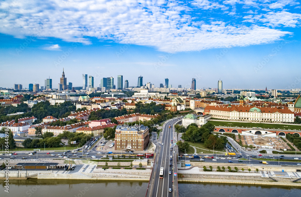 Obraz premium Panorama Warszawy znad Wisły