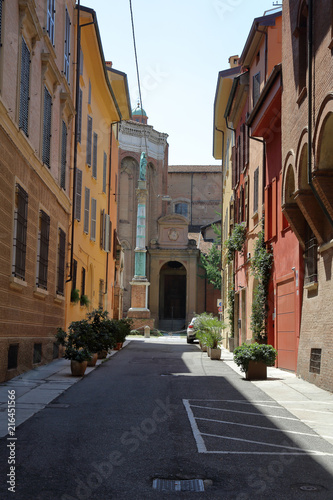 Fototapeta Naklejka Na Ścianę i Meble -  The building and architectural details on the streets of Bologna in Italy
