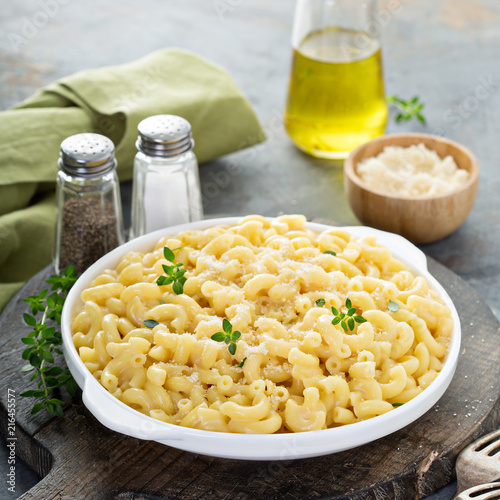 Macaroni and cheese on a white plate photo