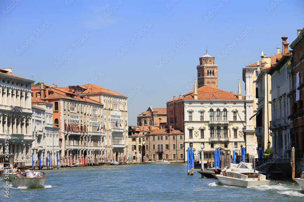 Venice canal - famous place, Veneto, Italy;  attraction, sightseeing, vacations, travel, romance, tourism.