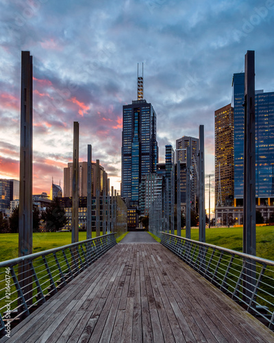 Melbourne skyline looking beautiful under a lovely sunset