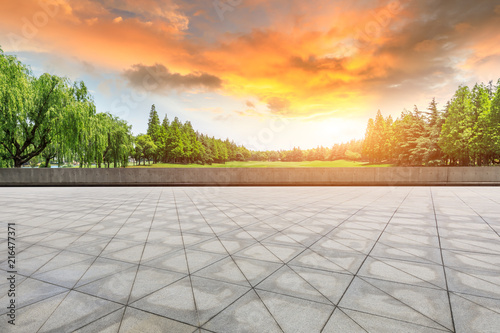 Empty square floor and green trees natural landscape