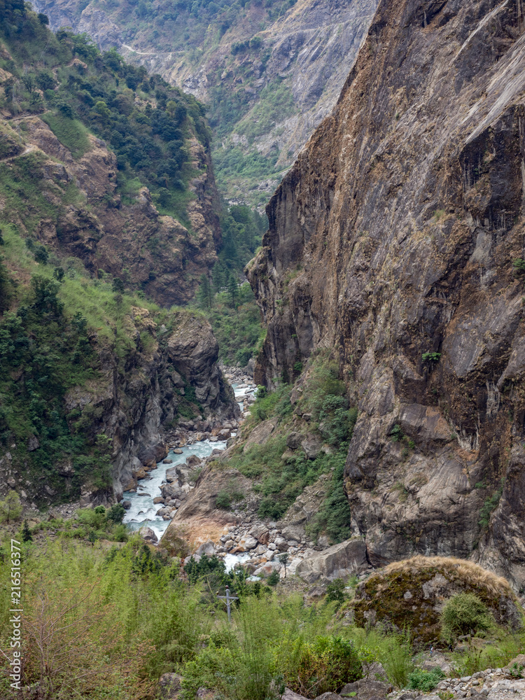 Obraz premium Turquoise River on Annapurna Circuit