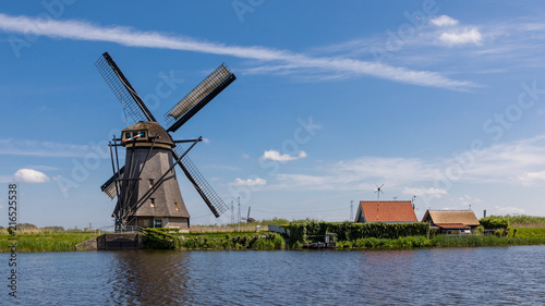 Windmills at Kinderdijk, The Netherlands © Uwe
