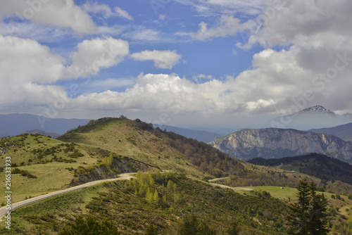 Sur les hauteurs des Pyrénées Ariégeoises, département de l'Ariège en région Occitanie, France 