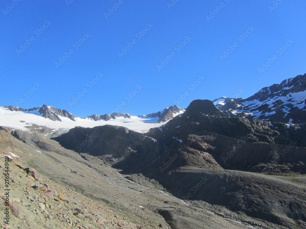 Hiking through glaciers in the austrian alps Hiking through glaciers in the austrian alps