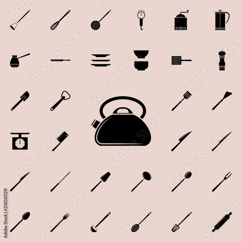 kettle icon. Detailed set of kitchen tools icons. Premium quality graphic design sign. One of the collection icons for websites, web design, mobile app