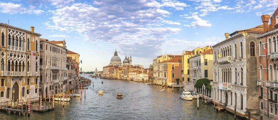 Wandcirkels Venetië Skyline van Venetië aan Canal Grande  © Noppasinw
