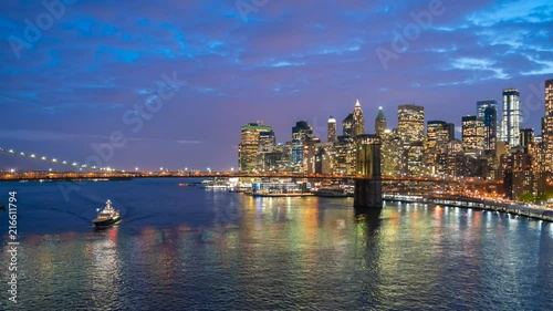 Hyperlapse video of Manhattan skyline and Brooklyn Bridge