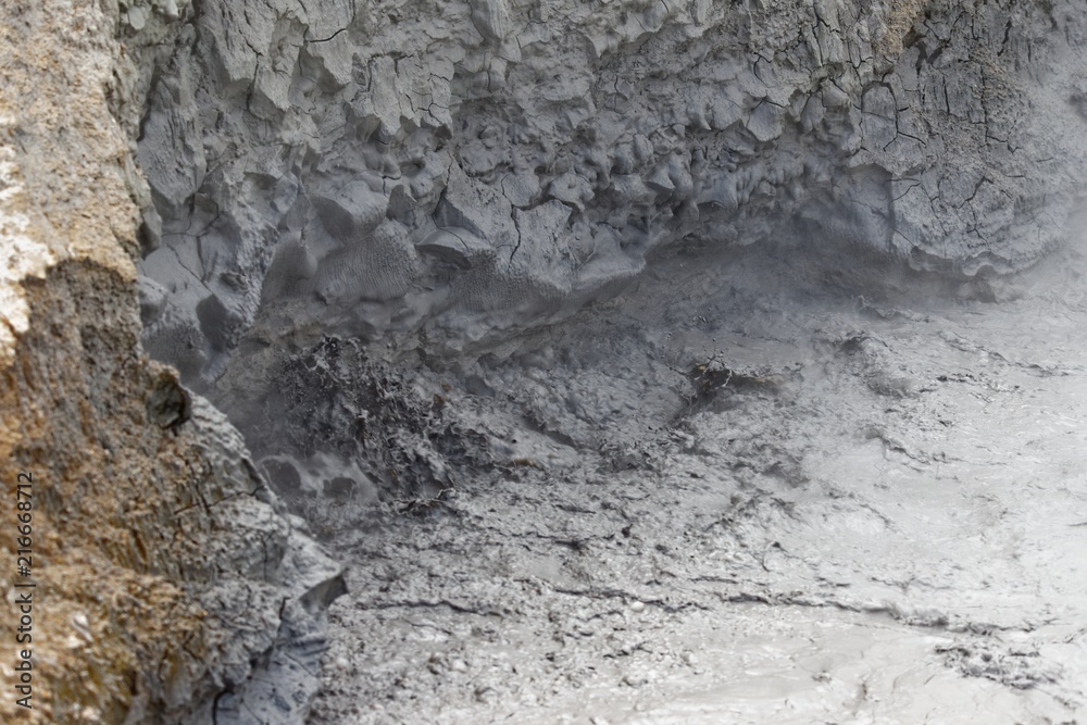 Obraz premium Mud Volcano