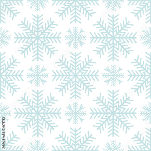 Winter background. Abstract snowflake seamless pattern. Vector illustration.
