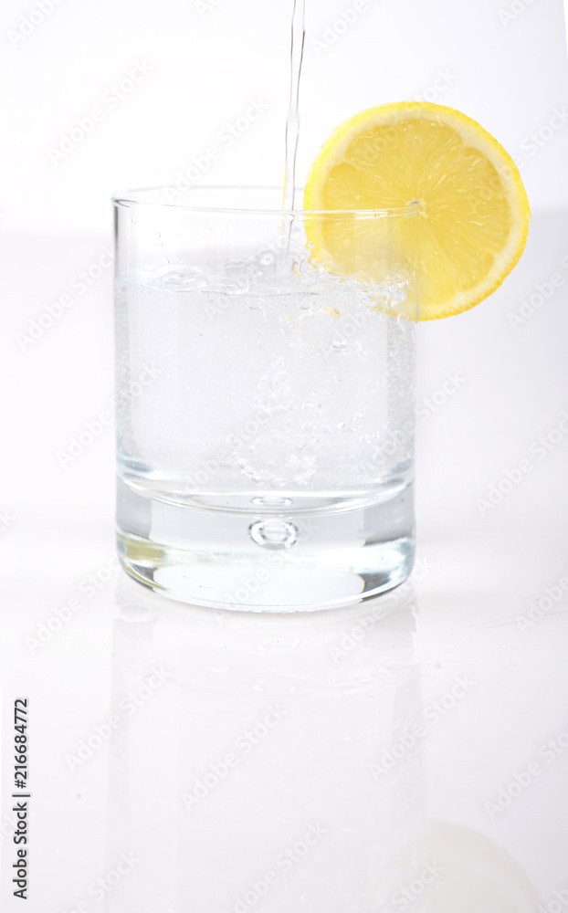 Lemon water refreshment