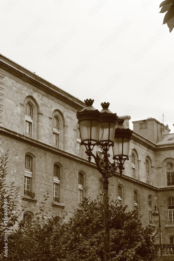 gothische Lampen in Paris