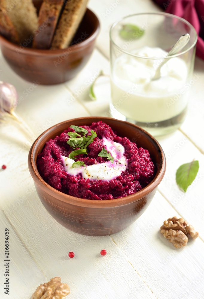 Beetroot pesto, dip, served with rye toast and yogurt, vertical Beetroot pesto, dip, served with rye toast and yogurt, vertical