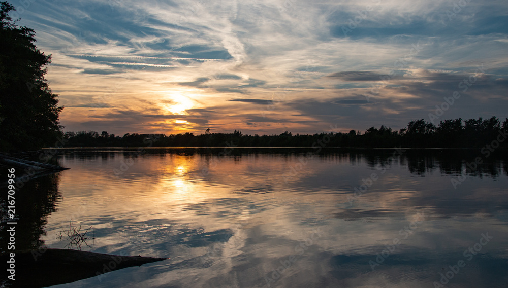 Cotswold's lake at sunset