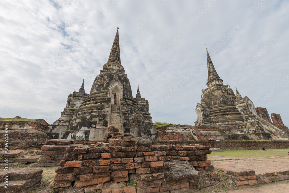 Fototapeta premium タイ・アユタヤ・遺跡・涅槃像・世界遺産・ワット・プラ・シーサンペット