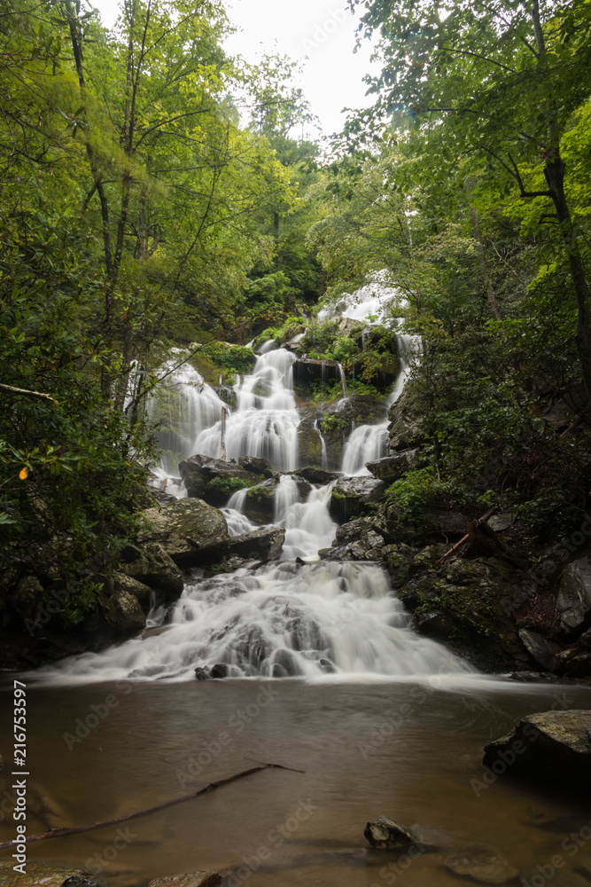 Fototapeta premium Cattawba Falls, North Carolina