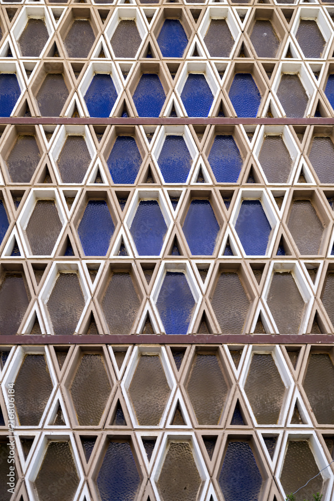 Magen David pattern wall