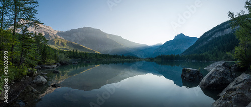 Fototapeta Naklejka Na Ścianę i Meble -  Derborence lake morning panorama