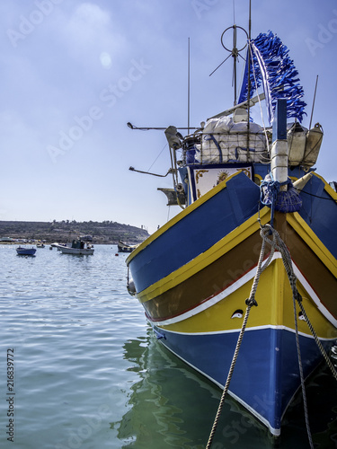 Obraz na płótnie Traditional fishermen boat in Malta w salonie