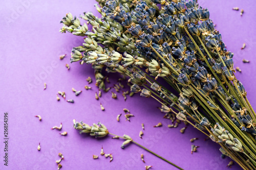 Fototapeta Naklejka Na Ścianę i Meble -  dry lavender on a lilac background, concept