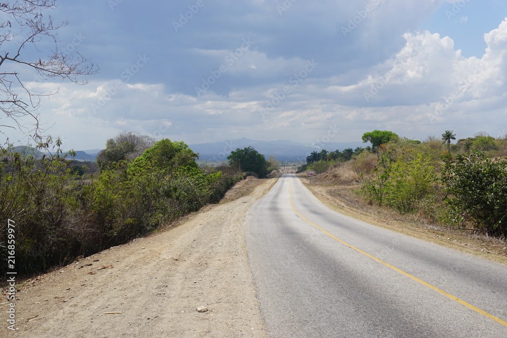 Straße - Landstraße auf Kuba