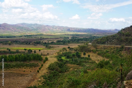 Landschaft - Landwirtschaft und Berge auf Kuba - Trinidad