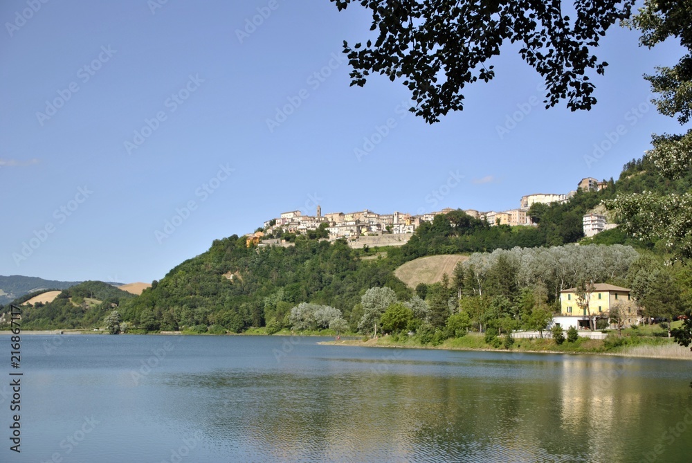 italian lake in Marche region