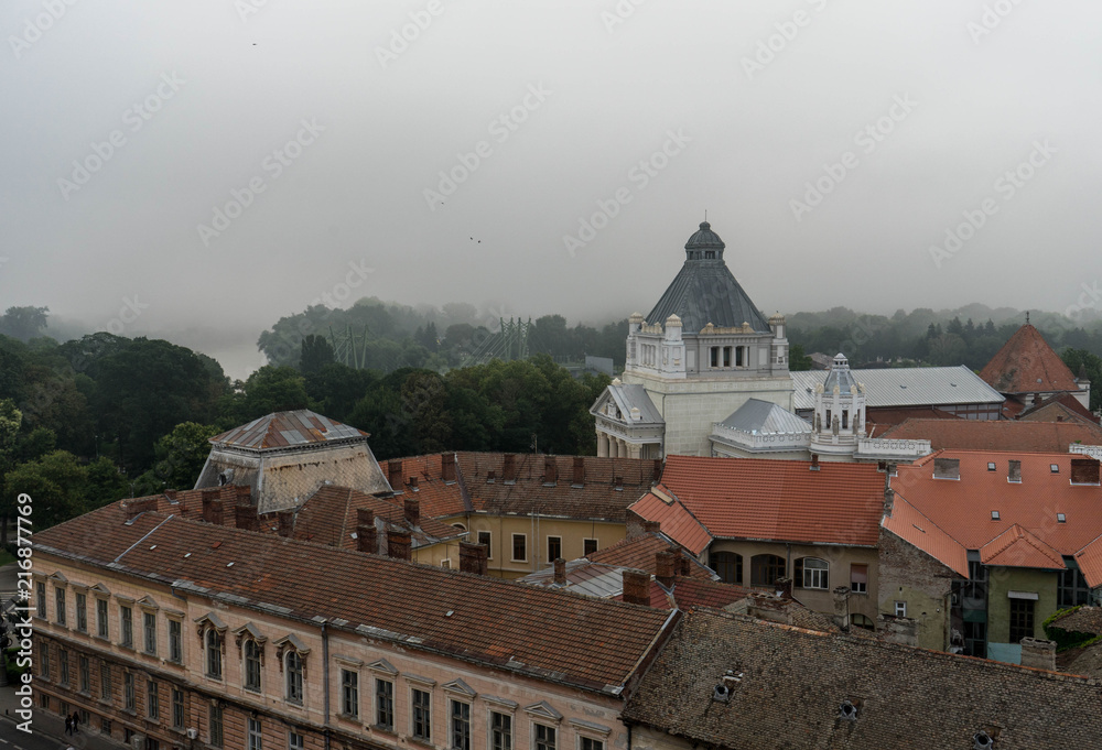 Fototapeta premium Morning mist over Arad city, Romania