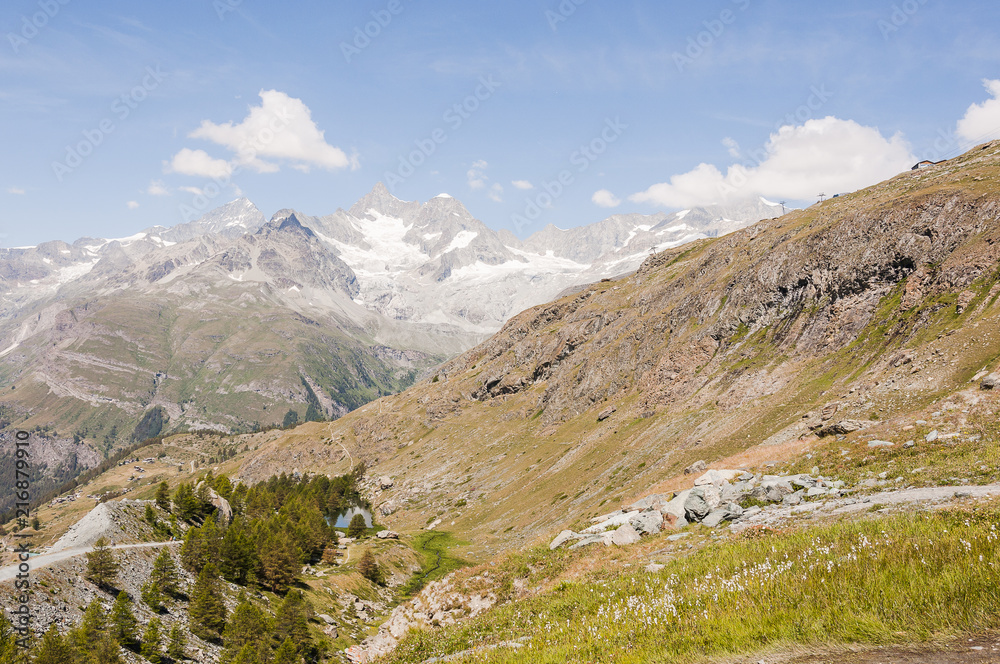 Zermatt, Alpen, Wallis, Walliser Berge, Zinalrothorn, Ober Gabelhorn, Dent Blanche, Wellenkuppe, Gletscher, Findeln, Wanderweg, Blauherd, Sunnegga, Bergsee, Grindjisee, Sommer, Schweiz