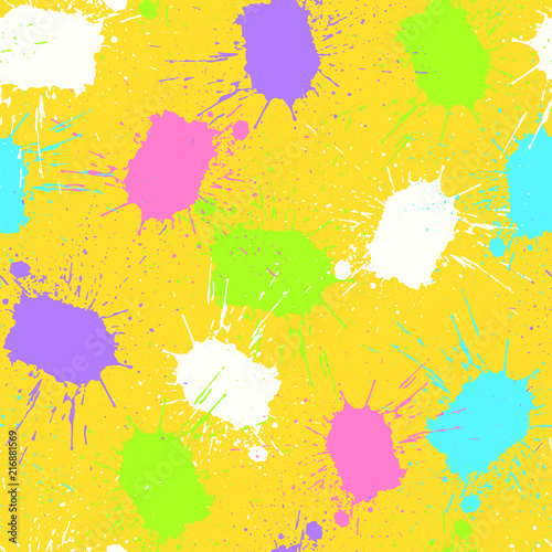 Grunge splatter pattern. Paint stains background. Ink splashes. Fabric design. Grunge spray drops. Liquid stains seamless pattern. Watercolor abstract vector.