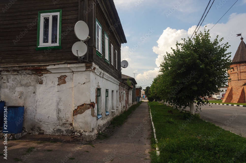 Old house in ancient Russian town Yuriev-Polsky Old house in ancient Russian town Yuriev-Polsky
