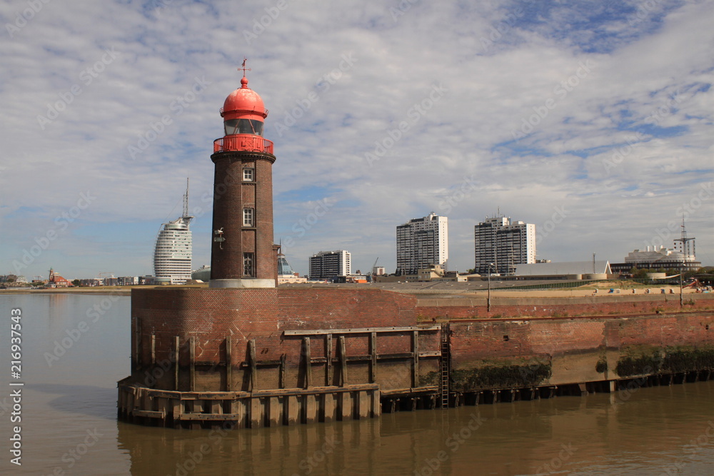 Leuchtturm an der Nordmole der Geestemündung in Bremerhaven