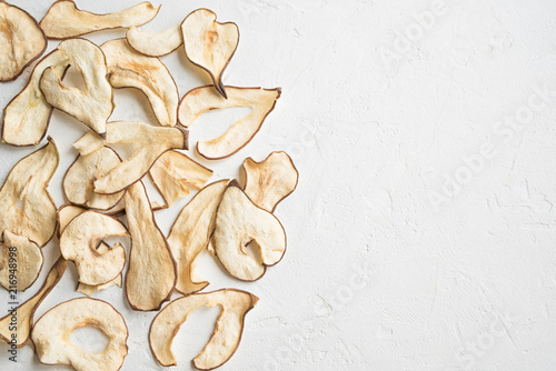 Pear dehydrated chips