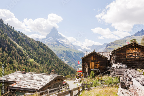 Zermatt, Matterhorn, Wallis, Alpen, Findeln, Findelbach, Findelschlucht, Wanderweg, Holzhäuser, Walliser Häuser, Sommer, Schweiz
