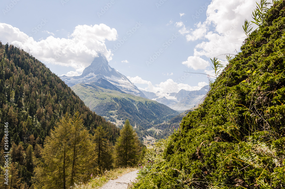 Zermatt, Findeln, Findelbach, Findelschlucht, Wanderweg, Sunnegga, Matterhorn, Alpen, Wallis, Walliser Berge, Sommersport, Sommer, Schweiz