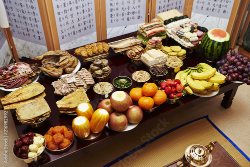Traditional Korean New Year food 