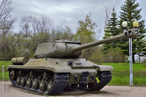 heavy tank IS-2, which was in service with the Soviet Army during the Second World War