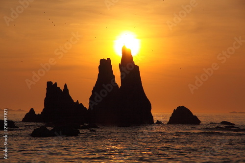 Hashikui-iwa Rocks at dawn